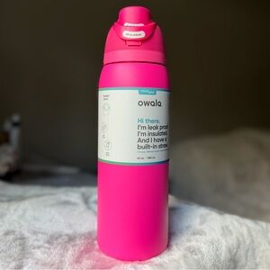 Owala Valentines Day Hot Pink Monochrome BE MINE 40 OZ Freesip NWT RARE
